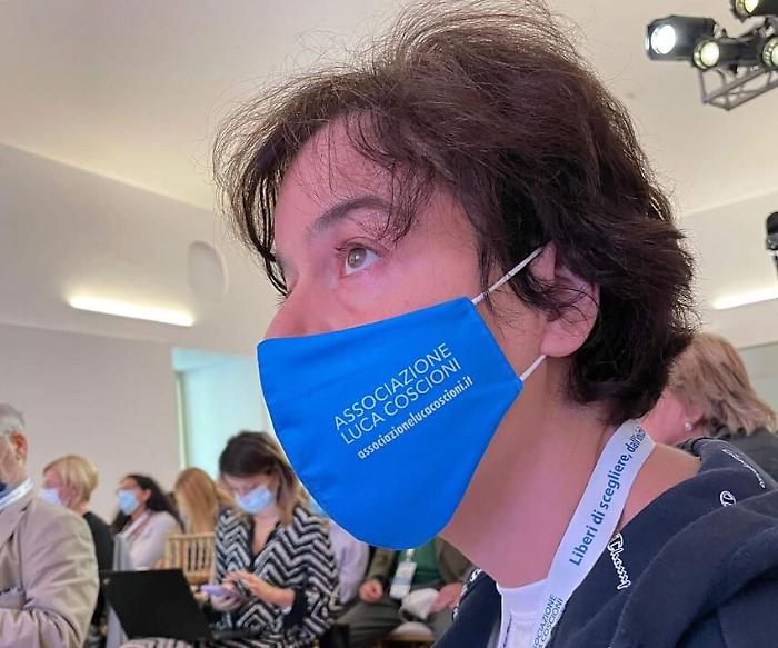 Eutanasia, chi &egrave;&nbsp;Laura Santi, giornalista di Perugia con la&nbsp;sclerosi multipla che chiede di morire