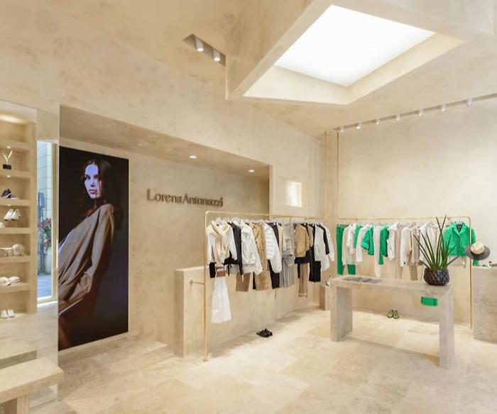 Moda, l'azienda Lorena Antoniazzi porta l'Umbria nel mondo e chiude alla grande il bilancio 2022