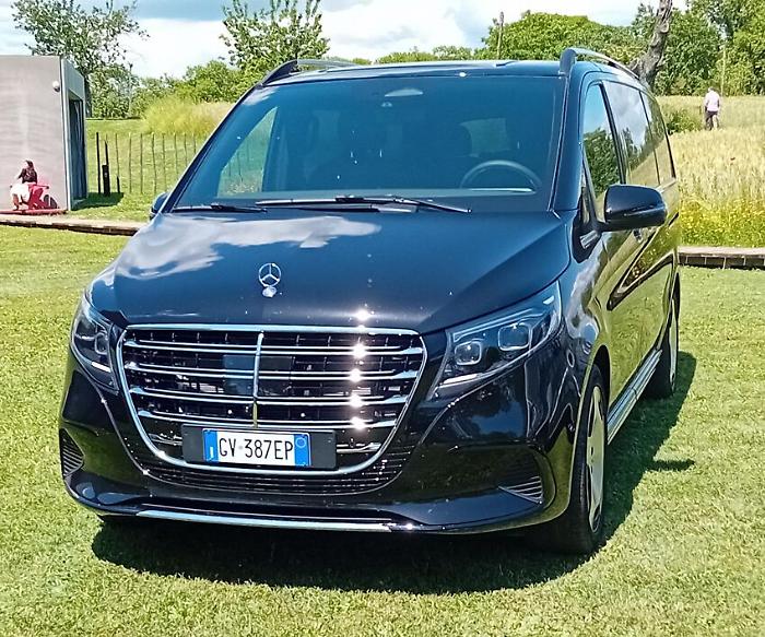 Mercedes Classe V anche integrale, due batterie per le elettriche e un benzina mild-hybrid