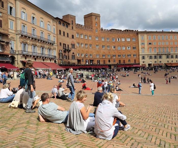 Siena, presenze e arrivi di turisti raddoppiati rispetto al 2019