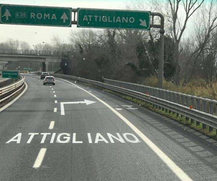 lavori traffico autosole attigliano