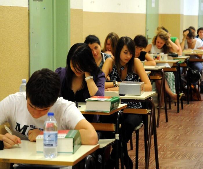 Maturità 2024, prima prova per 7.516 studenti umbri: estratti Pirandello e Ungaretti. Le 7 tracce