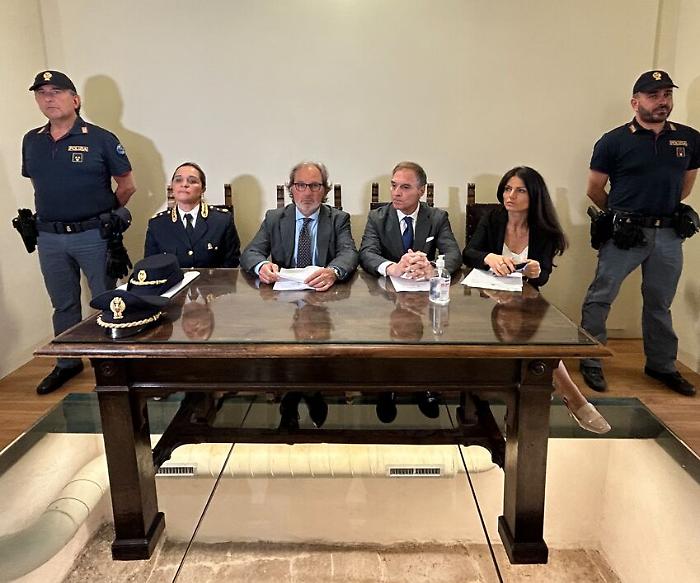 Spoleto, preso a sprangate, picchiato e abbandonato in ospedale: tre arresti per tentato omicidio