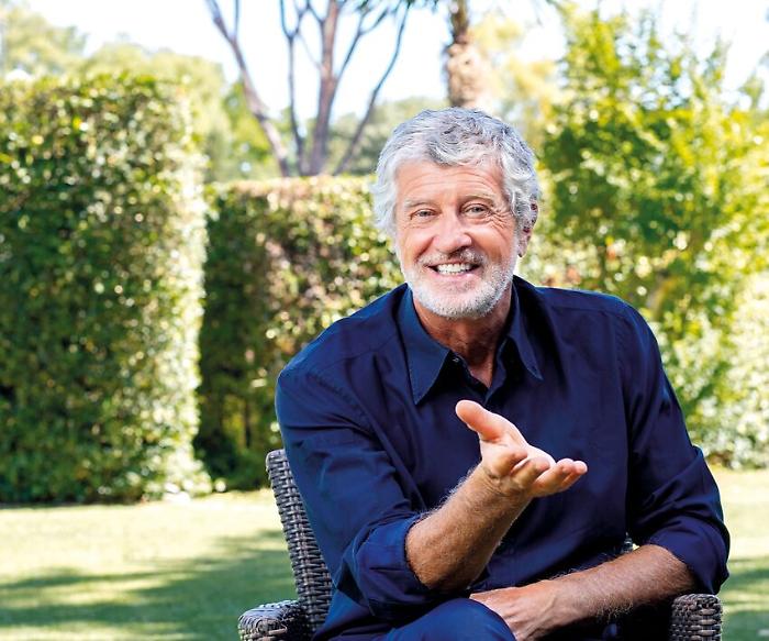 Todi, Simone Perotti, il suo libro e il rapporto con il mare nell'incontro in cantina 