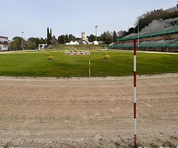 A Narni il Trofeo interregionale Umbria, Toscana ed Emilia Romagna con 19 binomi. Spettacolo con cavalli e sbandieratori