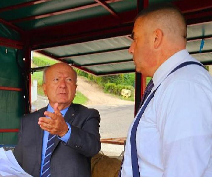 Ex Fcu Todi  lavori   linea ferroviaria  stazioni treni