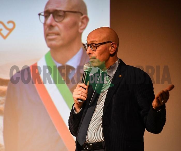 Presciutti: "Fare l'Italia di mezzo, subito le riforme. Servono scelte coraggiose e sulla sanit&agrave; c'&egrave; bisogno di un salto di qualit&agrave;"