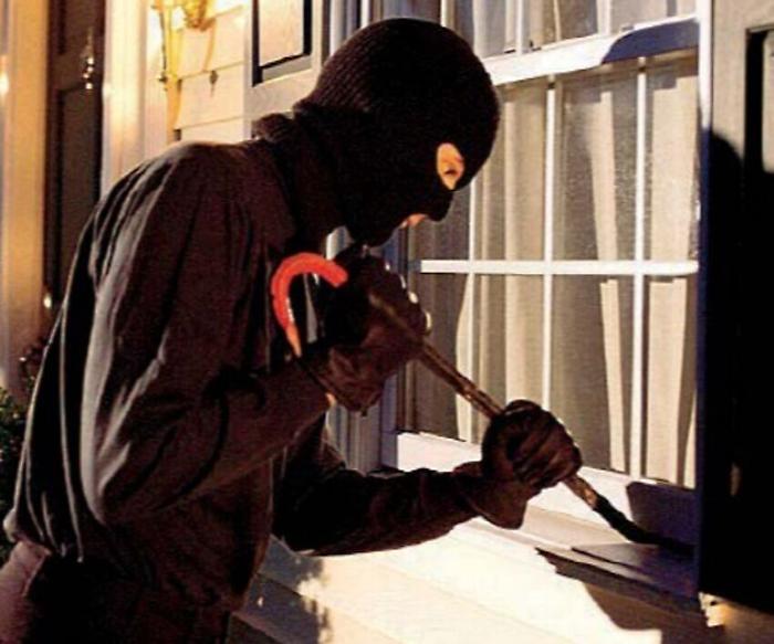 furto raid villa casa