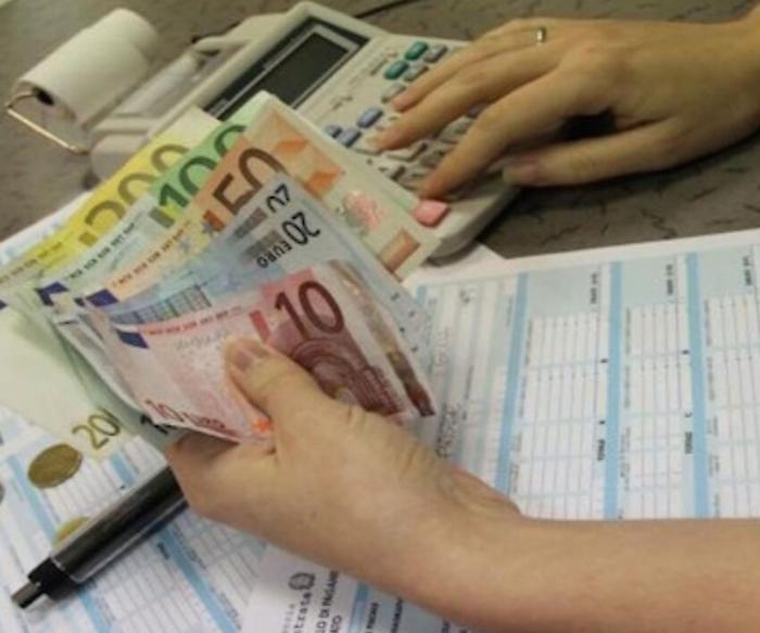 Tasse sempre più alte, ma le famiglie hanno ripreso a risparmiare. La classifica della stangata Irpef nelle città