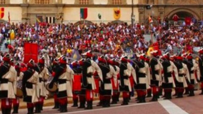 Arezzo, Musici e Sbandieratori insieme alla Citt&agrave; del Natale. E arriva anche Coldiretti