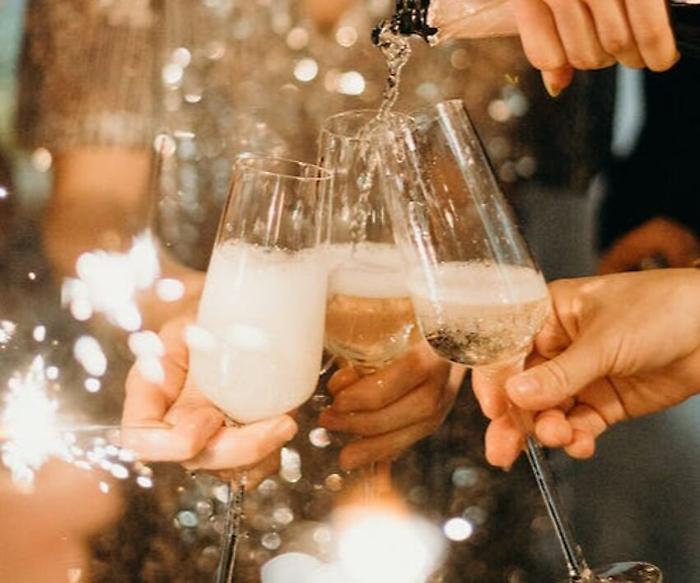 Umbria, il cenone di Capodanno costa di più. Aumenti per cotechino, lenticchie e spumante