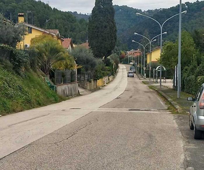 Terni, polemiche per i mezzi pesanti che passano vicino alle case