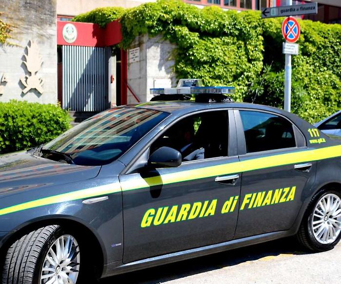 guardia finanza terni anziana