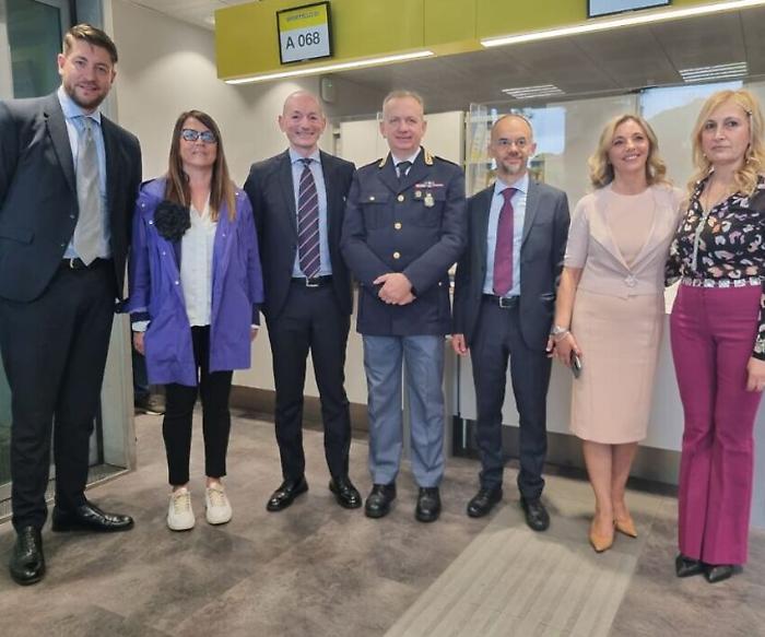 Passaporti, ecco Polis: rinnovi e richieste alle Poste anche nelle province di Terni e Perugia