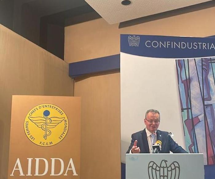 Acqua, i progetti e le strategie: successo del convegno organizzato dall'Aidda