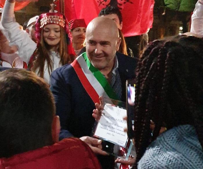 Terni, successo per la camminata per la pace. Premiata la Cittadella delle associazioni