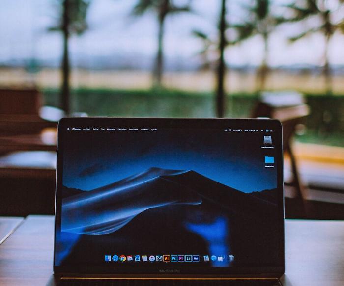 Truffa delle vacanze per una donna di Perugia, caparra per l'appartamento al mare, ma niente casa