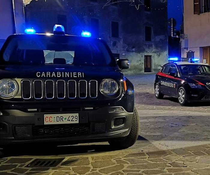 Terni, violenze in casa. Braccialetto elettronico per un 26enne