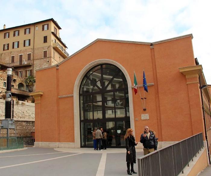 Perugia, usa la droga per cucinare i biscotti. La preparazione a base di marijuana: condannato