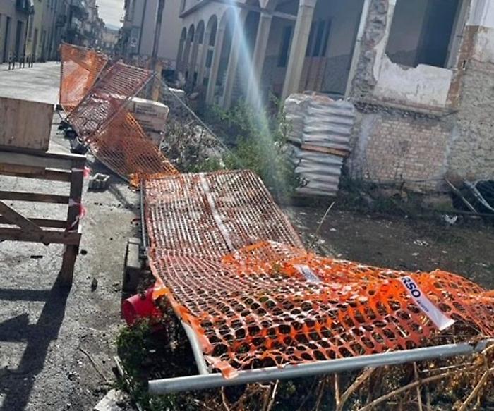 Arezzo, cantiere di via Filzi. Nuovo allarme dei residenti