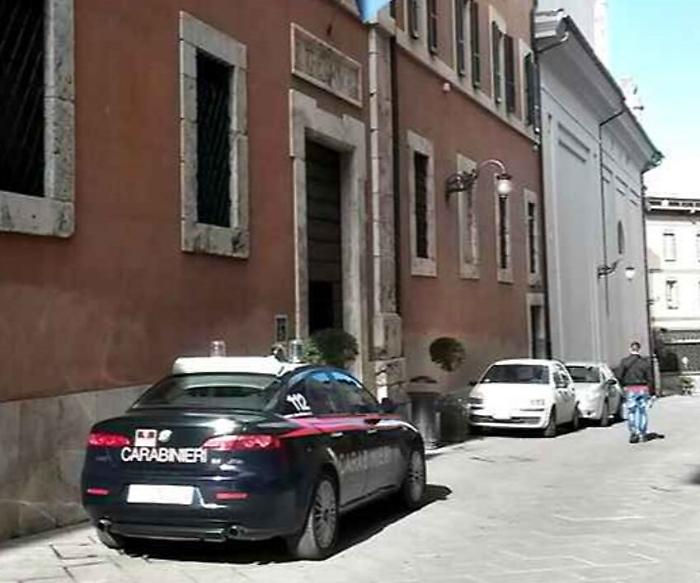 Guardia medica si rifiuta di prescrivere morfina a malato terminale: pm chiede il processo 