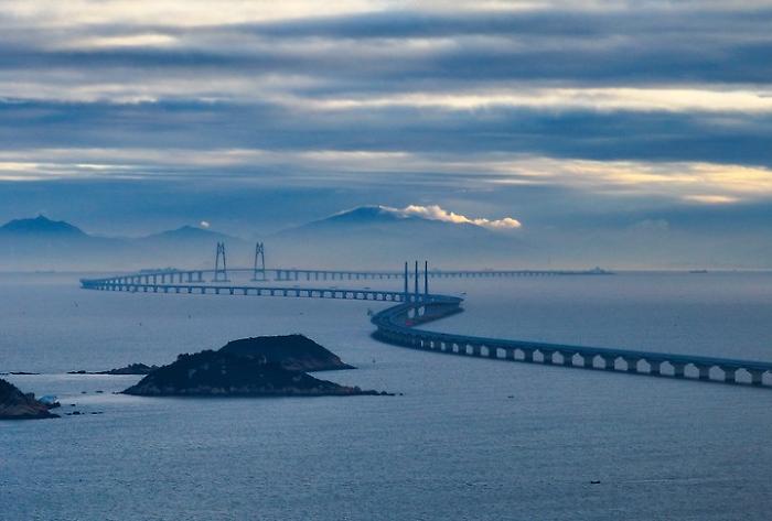 Cina: oltre 93 milioni di passeggeri in 7 anni sul ponte Hong Kong-Zhuhai-Macao