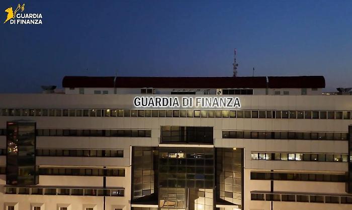 Scambio elettorale politico-mafioso, sei misure cautelari tra Bari e Foggia