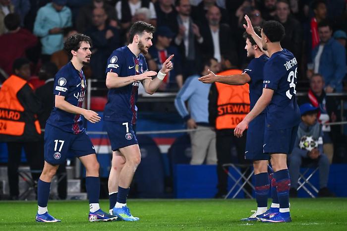 Dou&eacute; e Kvaratskhelia stendono il Liverpool: il Psg vince 2-0