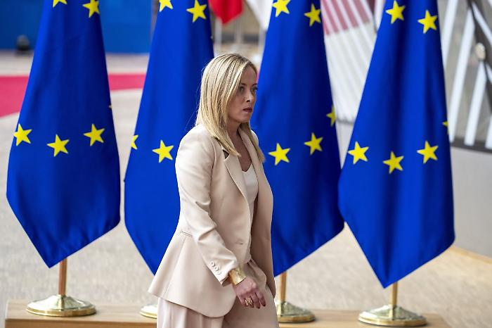 Migranti, Meloni "Corte Ue conferma che la strada del Governo italiano &egrave; valida"