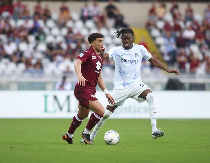 L'Inter frena: il Torino rimonta da 0-2 a 2-2
