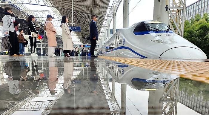 Cina, 1.641 treni in pi&ugrave; per i rientri dalle vacanze del Primo Maggio