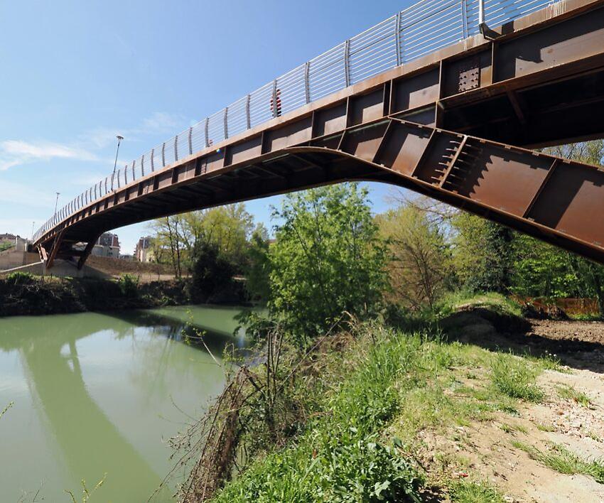 Perugia, inaugurata passerella sul fiume Tevere a Ponte Felcino. Romizi: "Un'opera di connessione"