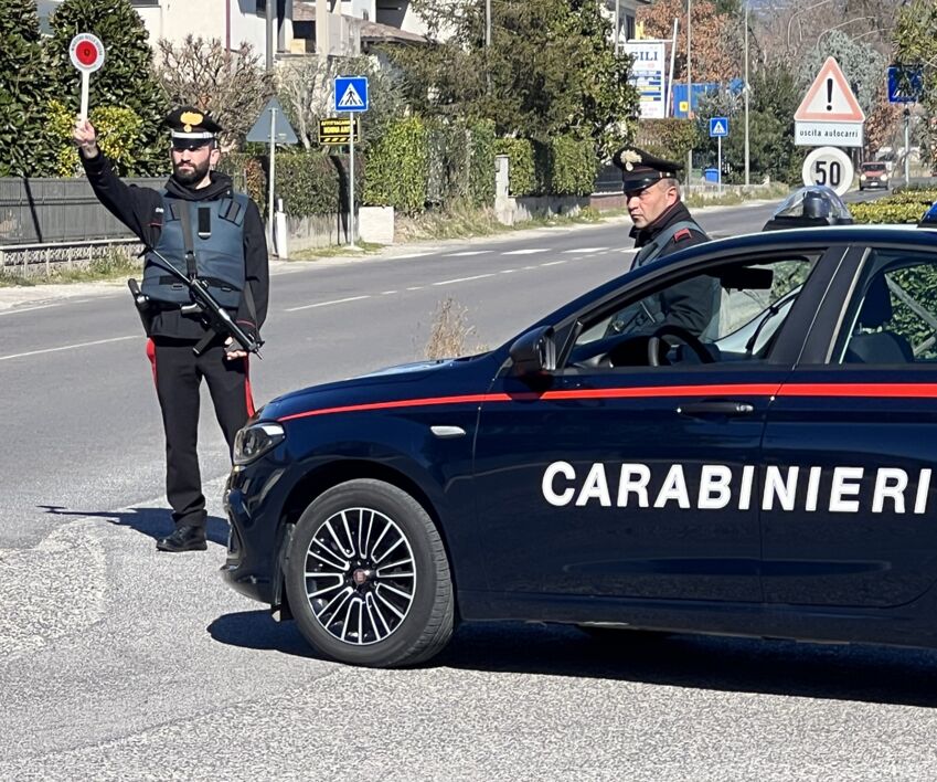 carabinieri spaccio terni narni