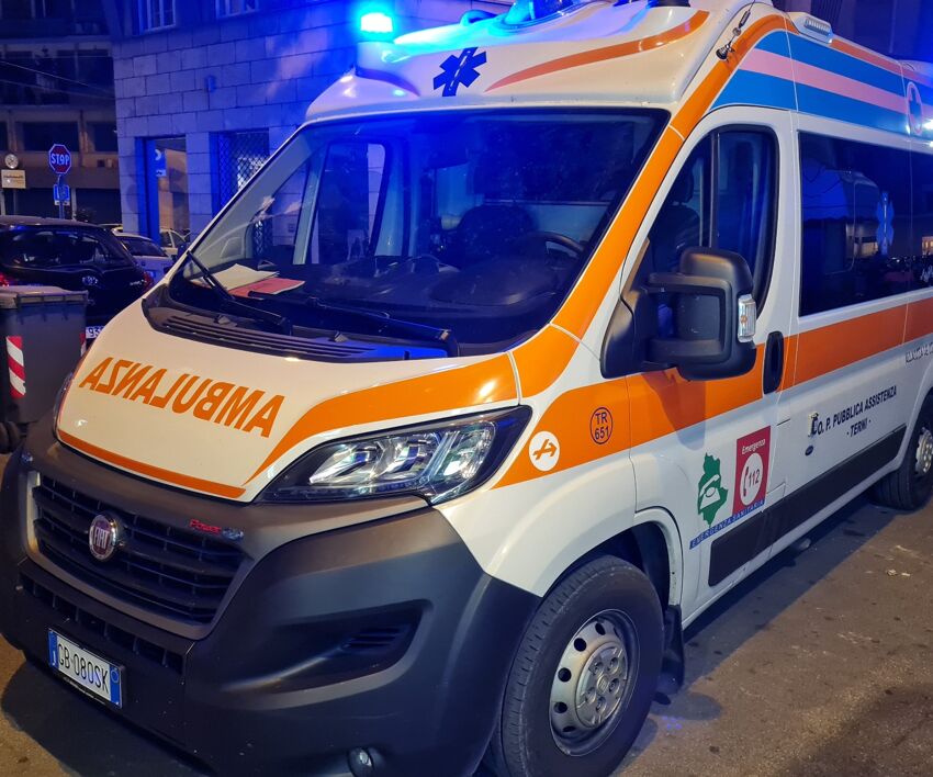 ambulanza notte terni