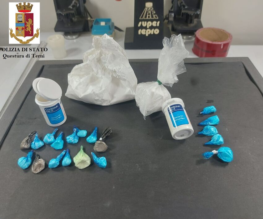 La cocaina sequestrata da polizia a Terni