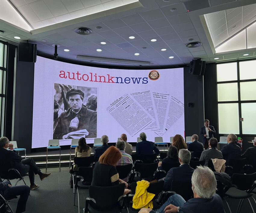 autolink news
