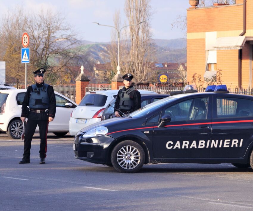 arresto immigrato violenza carabinieri